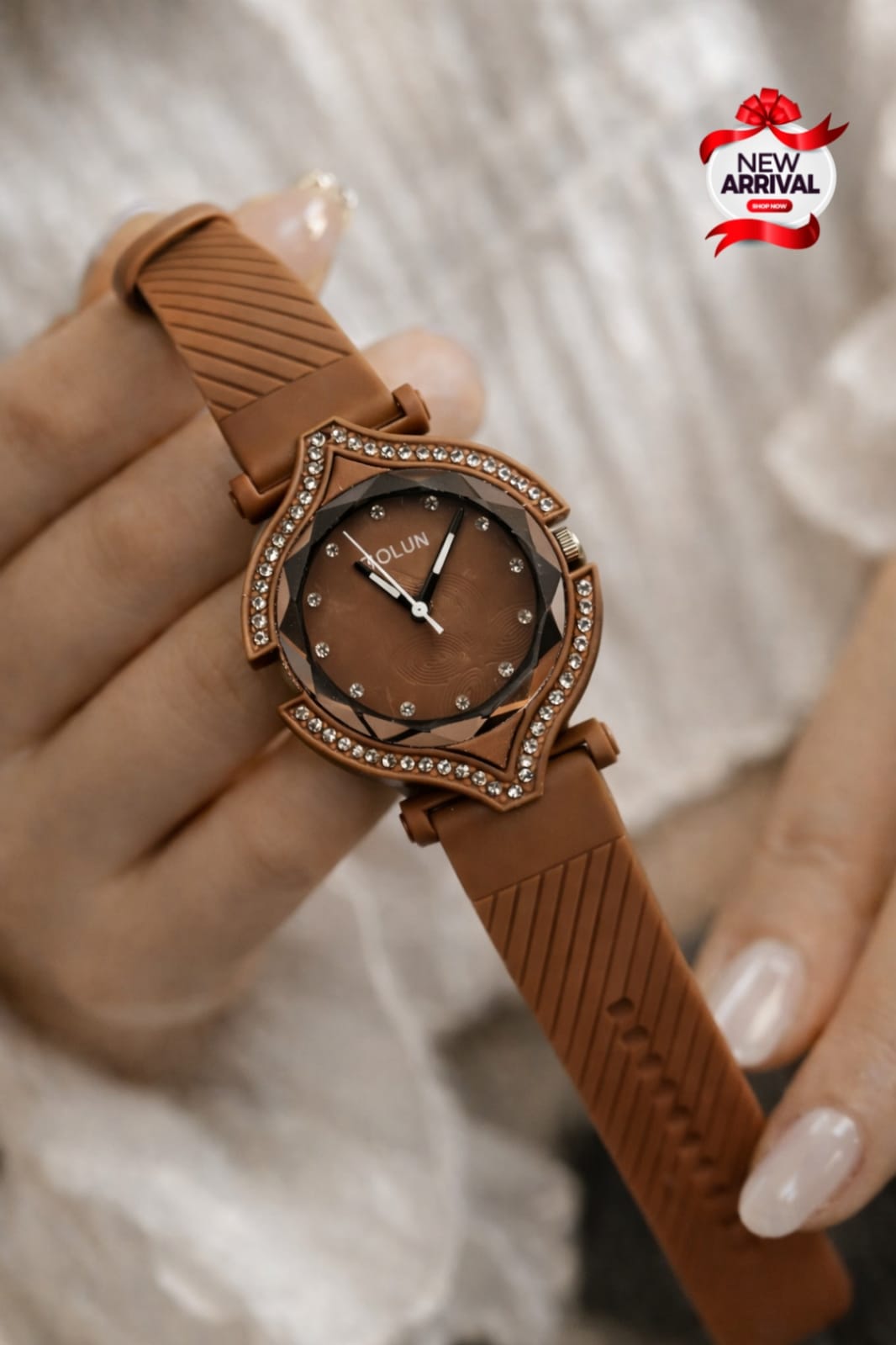 NEW LADIES RUBBER STRAP WATCH