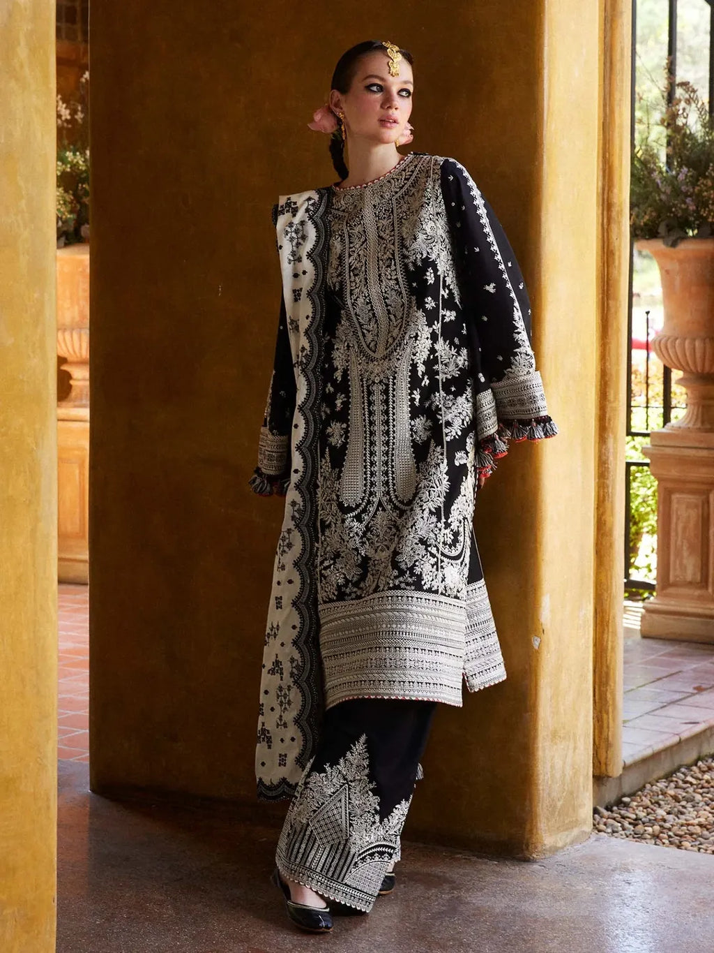 HUSAIN REHAR Lawn 3pc Suit