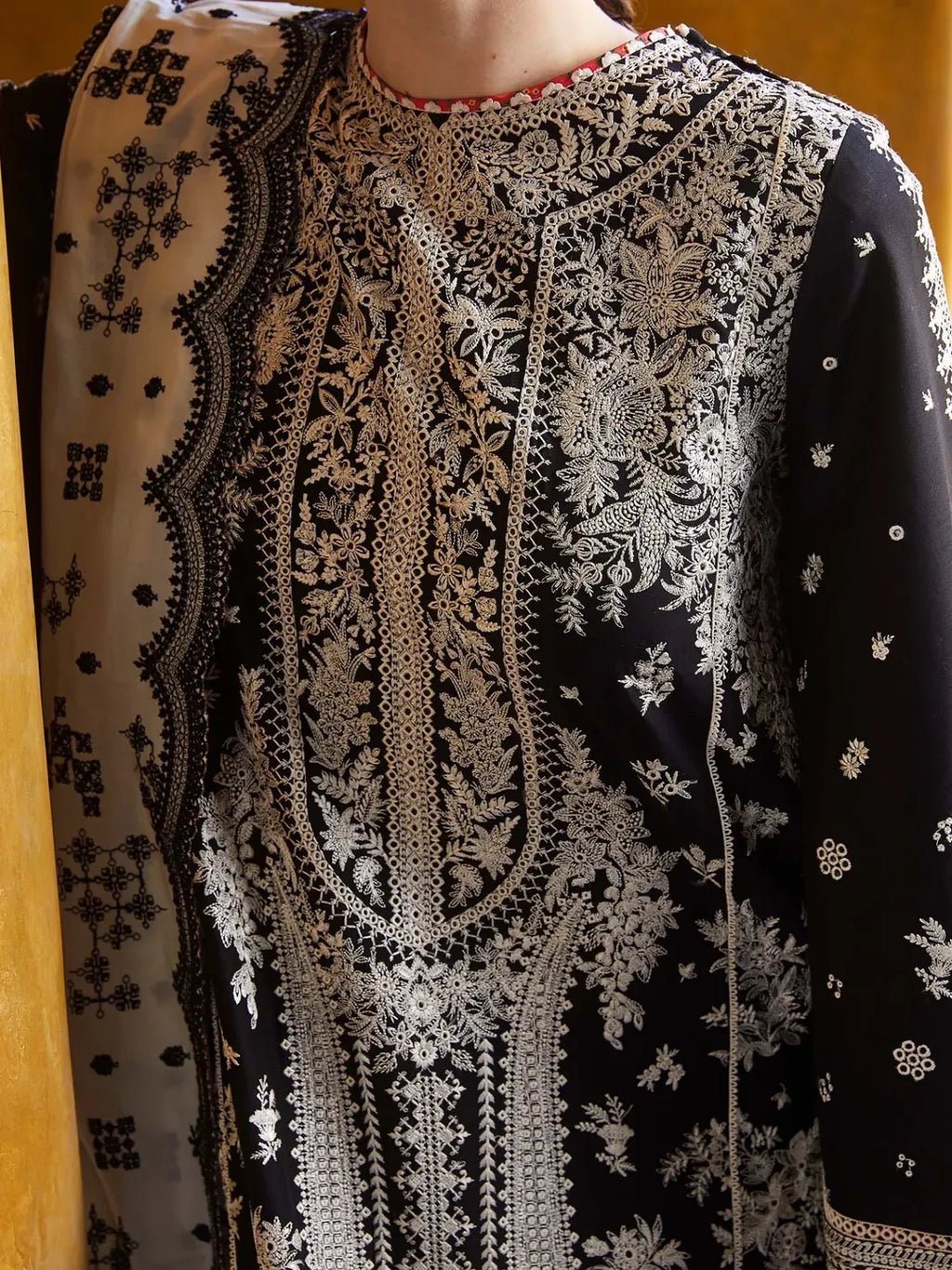 HUSAIN REHAR Lawn 3pc Suit